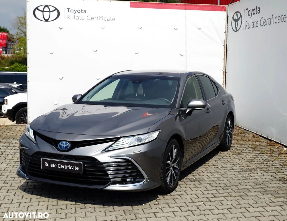 Toyota Camry 2.5 Exclusive - 1