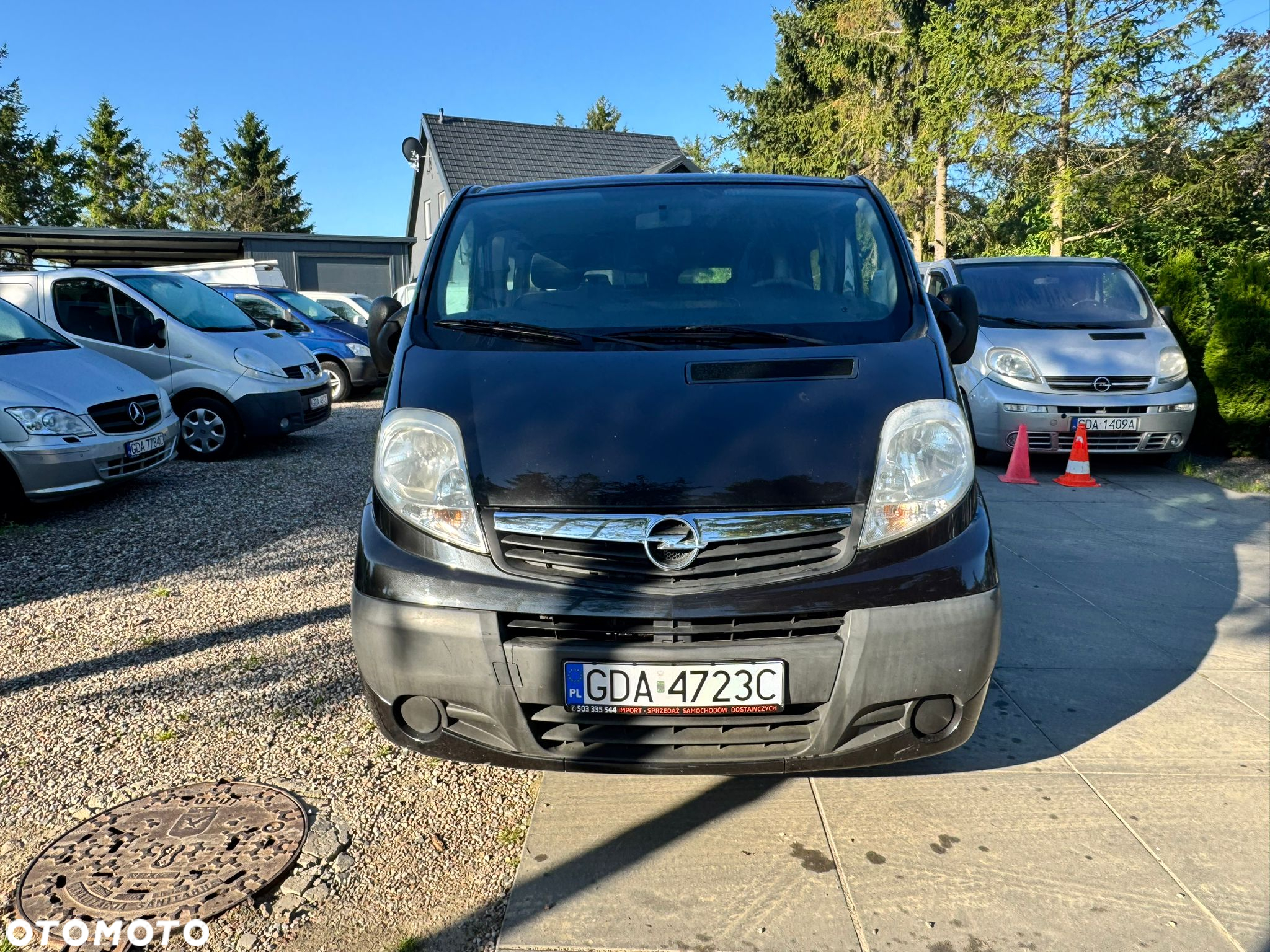 Opel VIVARO LONG BRYGADÓWKA KLIMATYZACJA - 2