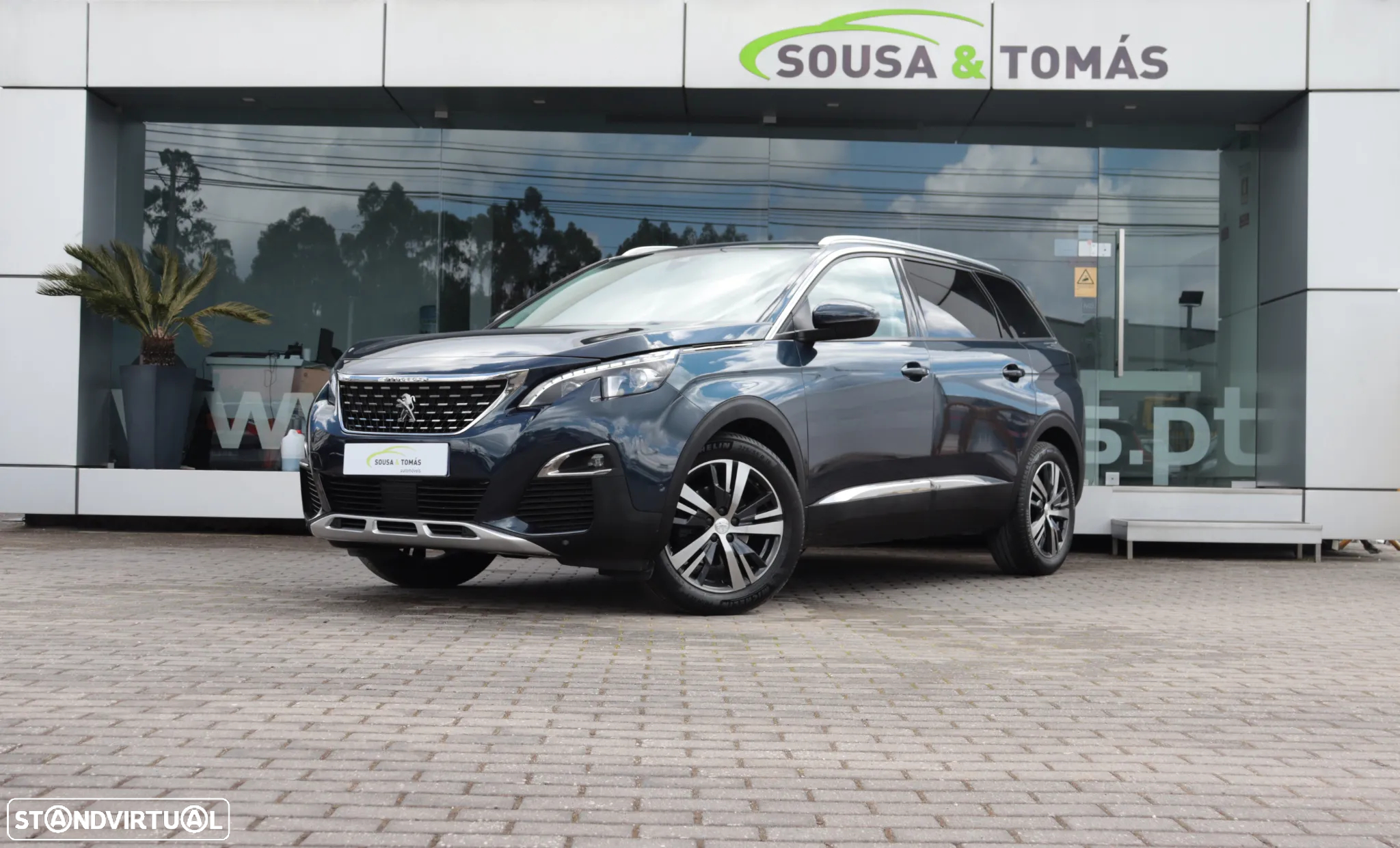 Peugeot 5008 1.2 PureTech Allure EAT8 - 2