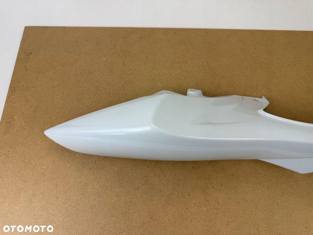 Prawy zadupek ogon owiewka Suzuki GSX-R 1000 K9-L6 - 2