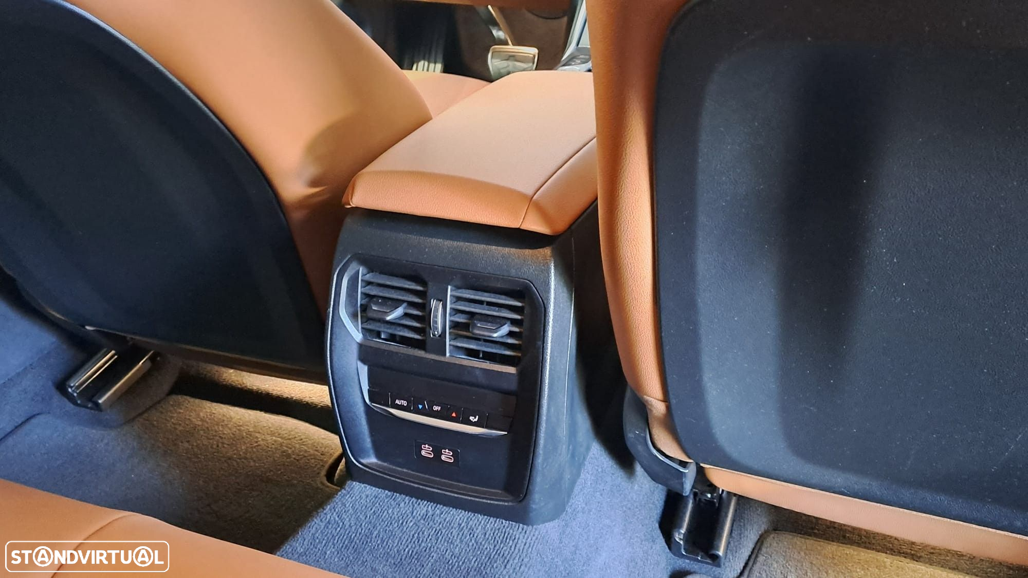BMW 320 e Touring Pack Desportivo M Auto - 29