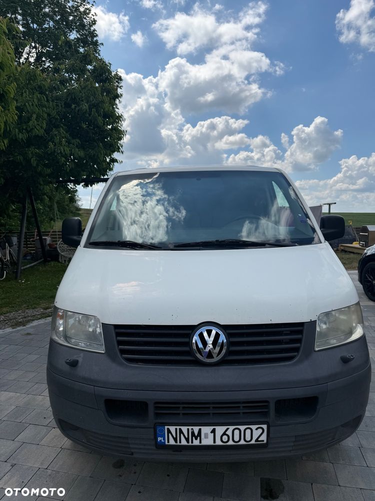 Volkswagen Transporter - 1