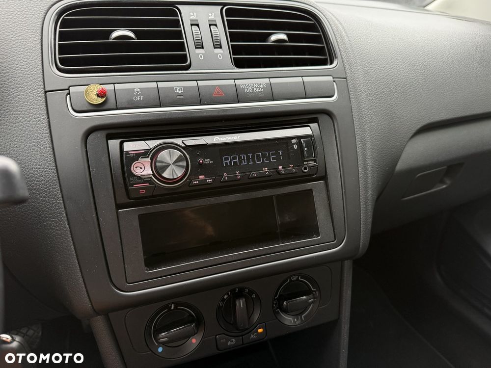 Volkswagen Polo 1.2 Trendline - 26
