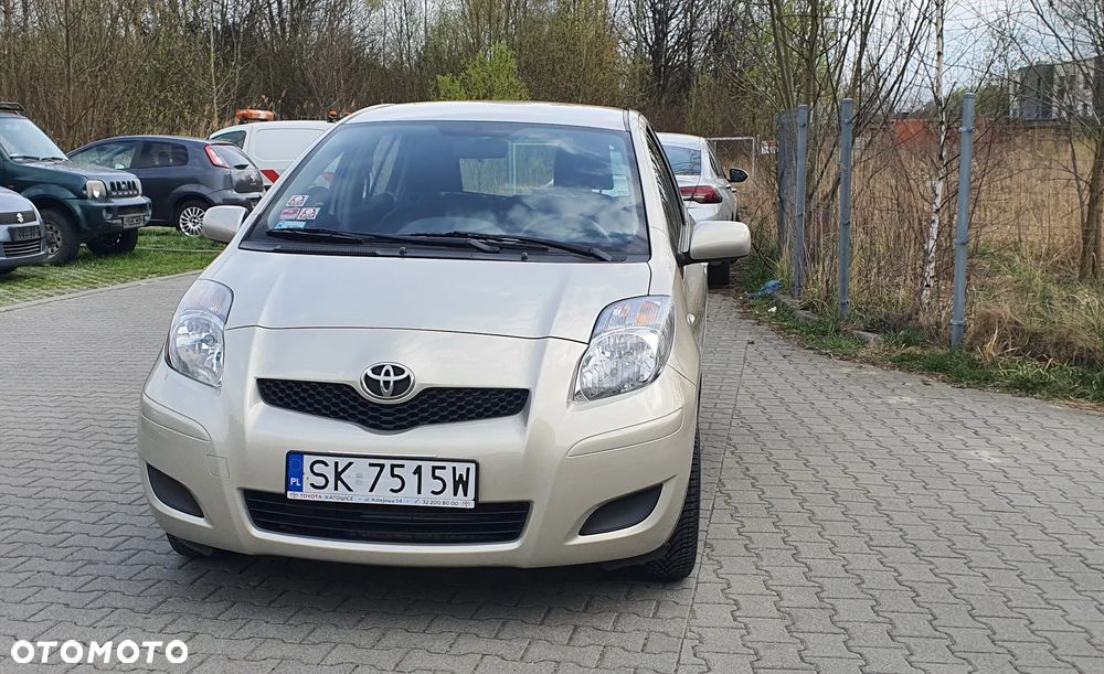Toyota Yaris 1.33 Luna - 4