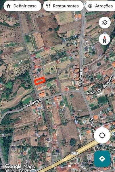 Terreno Urbano  . - Grande imagem: 2/3