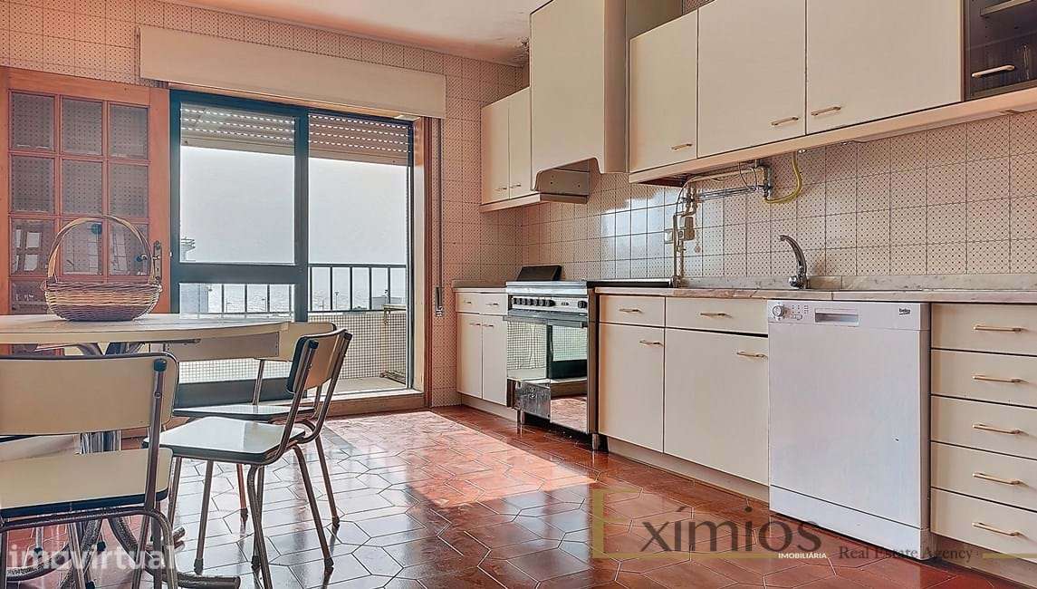 Apartamento T4 com garagem, 2ª linha da praia de Vila do Conde - Grande imagem: 5/23
