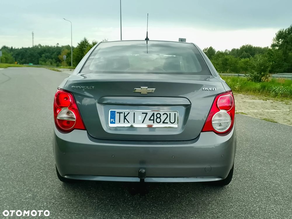 Chevrolet Aveo 1.4 16V LT - 13