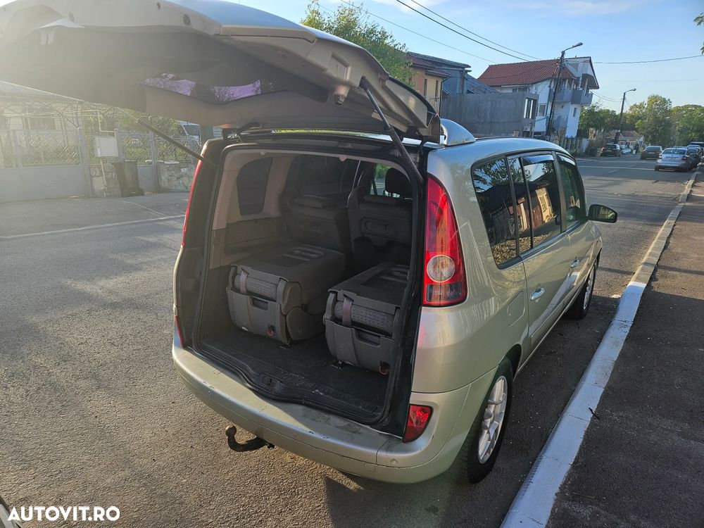 Renault Espace 1.9 dCi Expression - 11