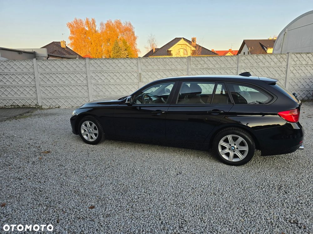 BMW Seria 3 318d Blue Performance - 19