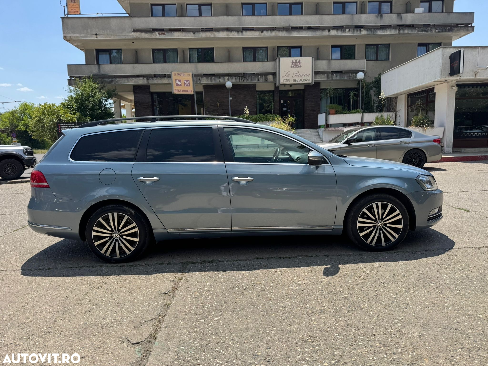 Volkswagen Passat Variant 2.0 TDI BlueMotion Technology Exclusive - 6
