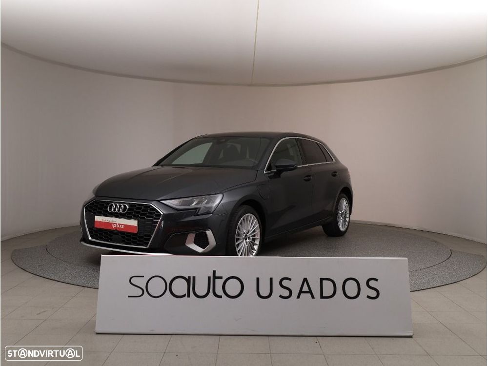 Audi A3 Sportback - 1