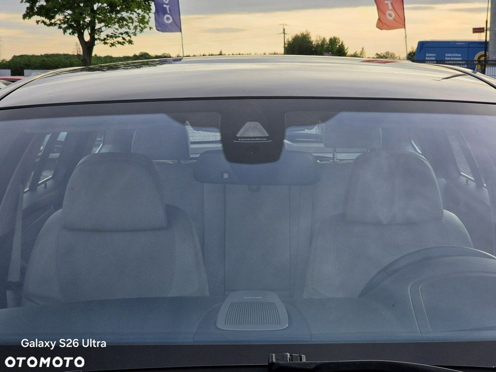BMW Seria 5 535d xDrive - 38