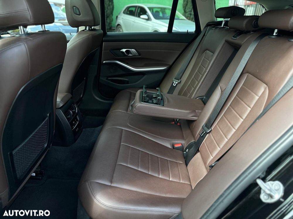 BMW Seria 3 320d xDrive Aut. Luxury Line - 22