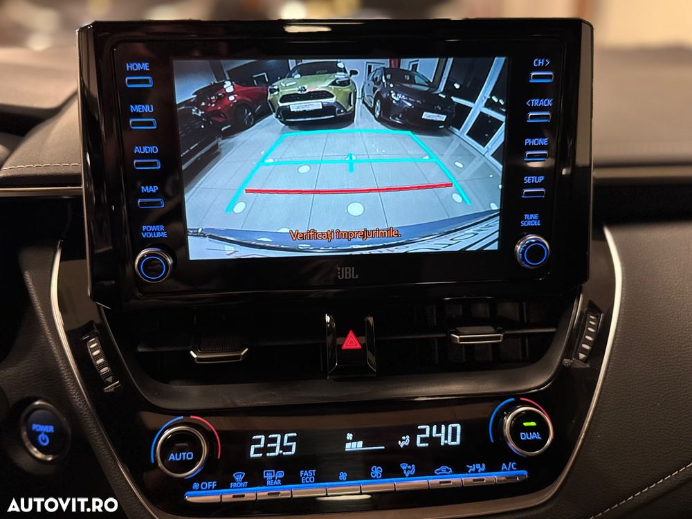 Toyota Corolla 2.0 HSD Exclusive Plus GR Sport Bi-Tone - 20