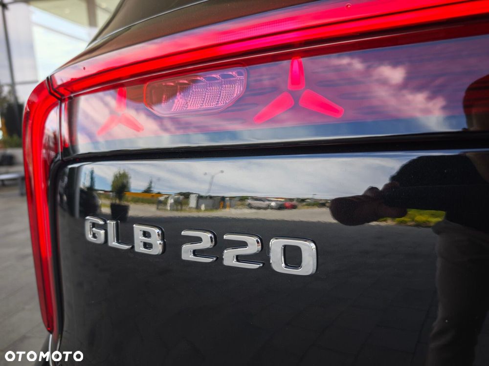 Mercedes-Benz GLB - 29