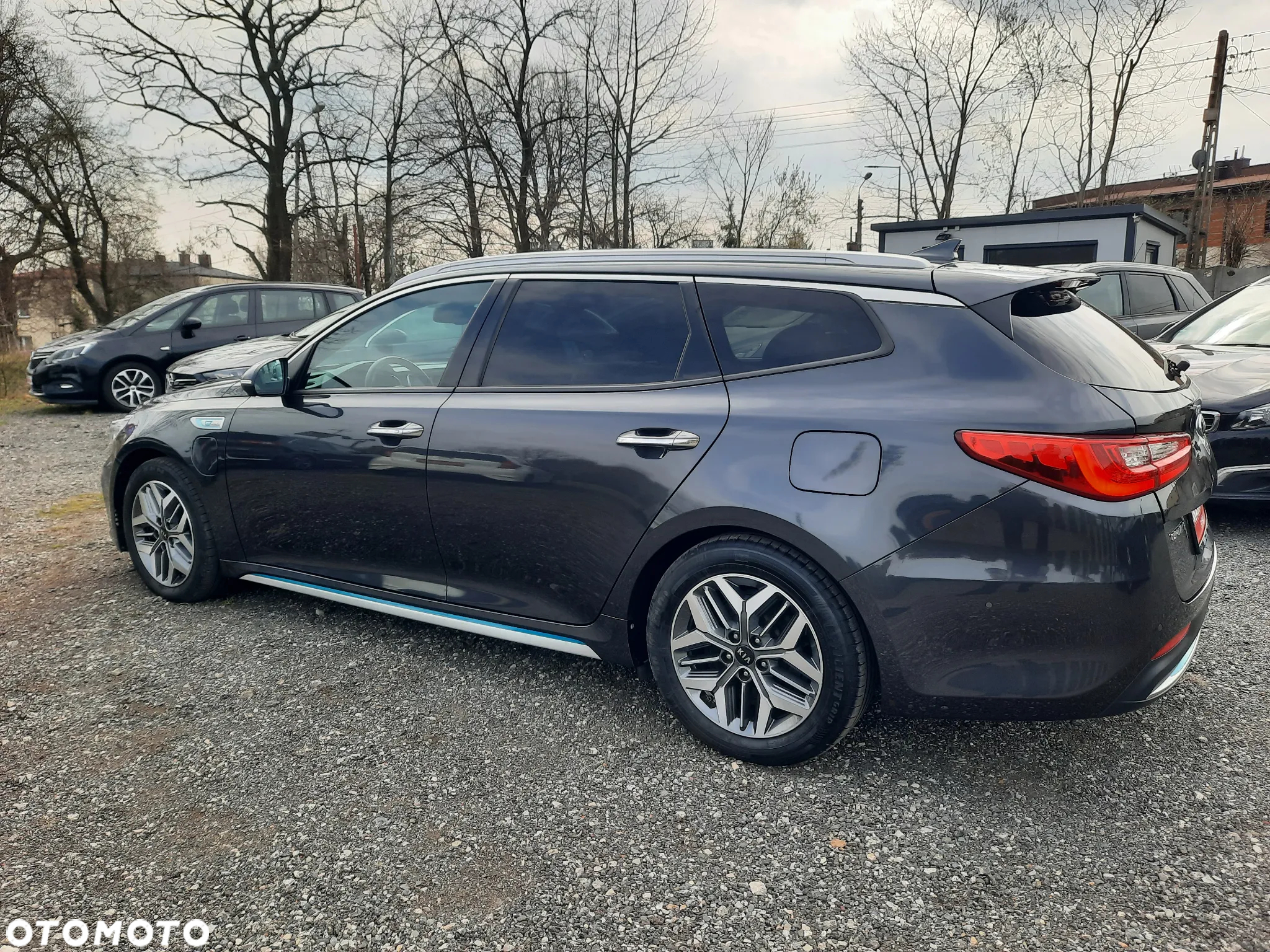 Kia Optima Plug-in Hybrid - 12