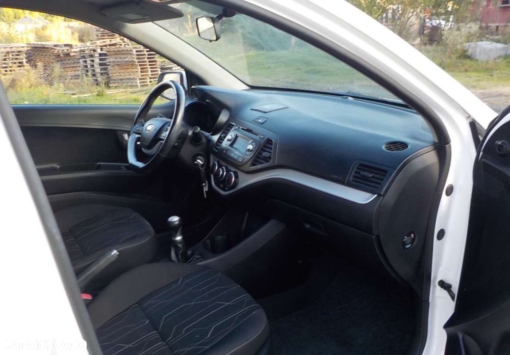 Kia Picanto - 10