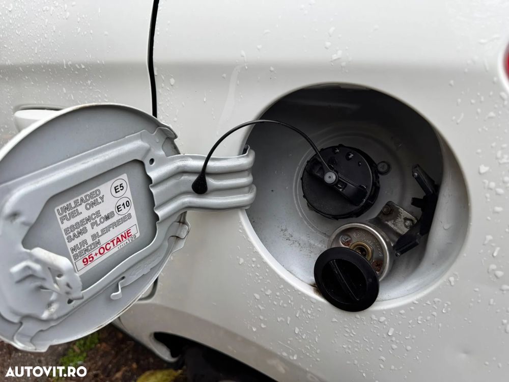 Mitsubishi Space Star 1.2 2WD MT Inform - 18