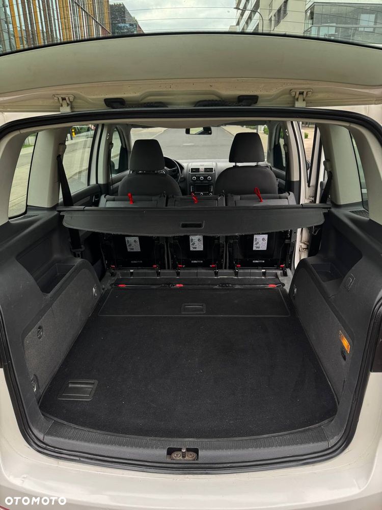 Volkswagen Touran 1.6 TDI DPF Comfortline - 16