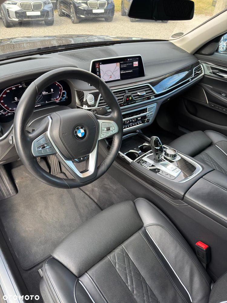 BMW Seria 7 - 7
