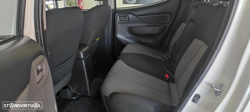 Mitsubishi L200 2.4 DI-D CD Invite 2WD - 19