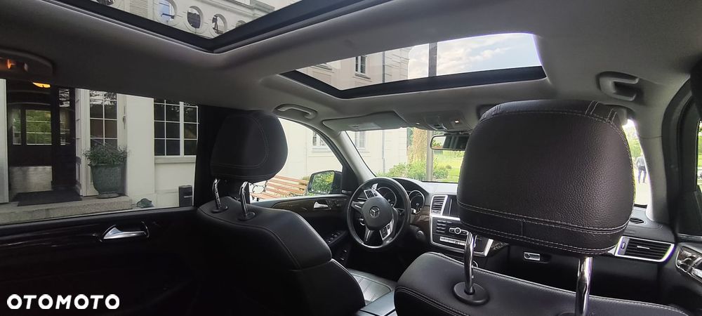 Mercedes-Benz GL 350 BlueTEC 4-Matic - 14