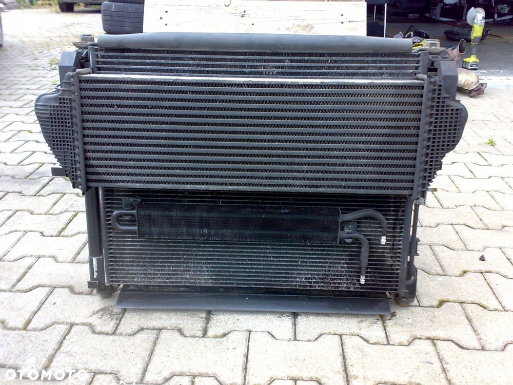 jeep grand cherokee wk2 iv 3.0crd chłodnice chłodnica wentylator kpl. - 1