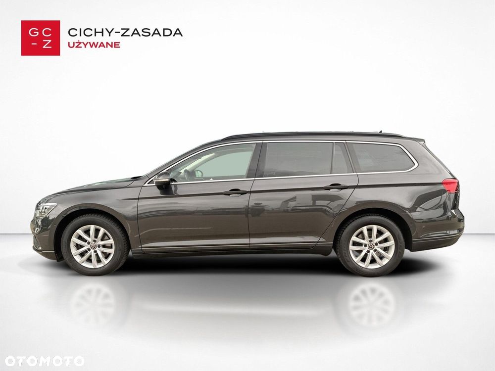 Volkswagen Passat - 8