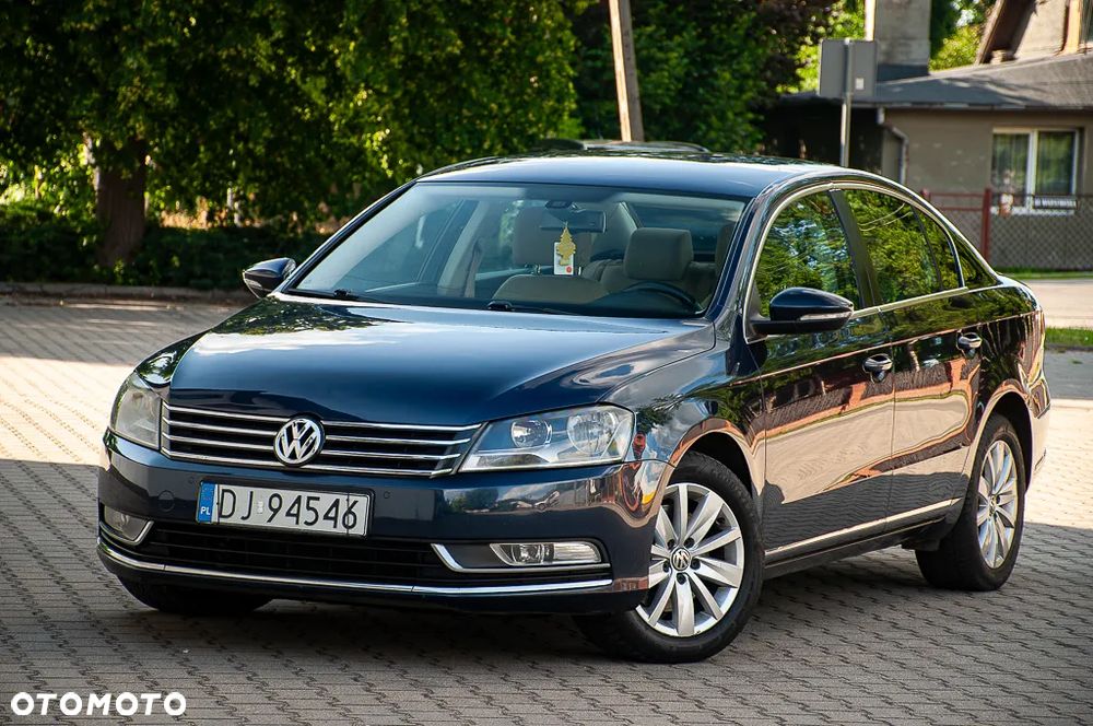 Volkswagen Passat 2.0 TDI Comfortline - 10