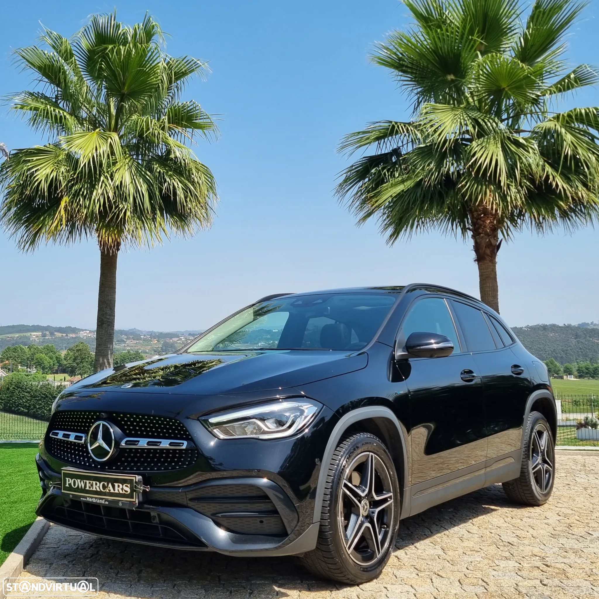 Mercedes-Benz GLA 250 e AMG Line - 2