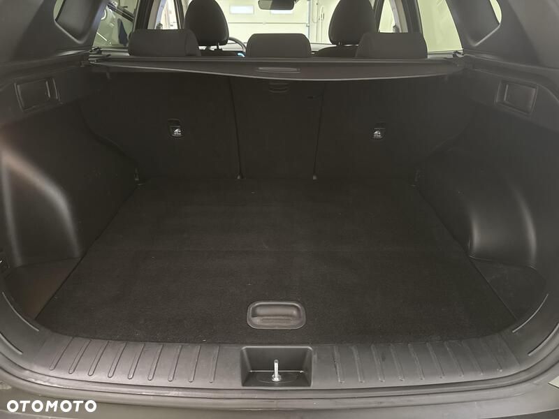 Hyundai Tucson 1.6 T-GDi HEV Executive 4WD - 23