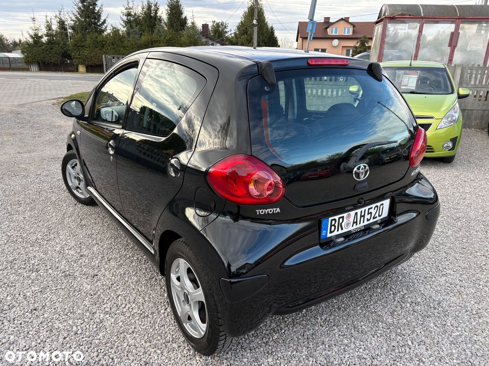 Toyota Aygo Cool - 13