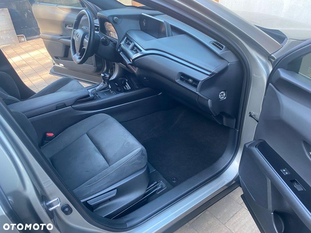 Lexus UX 250h GPF Business Edition 2WD - 6