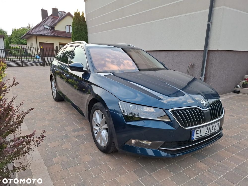Skoda Superb 2.0 TDI DSG Style - 19