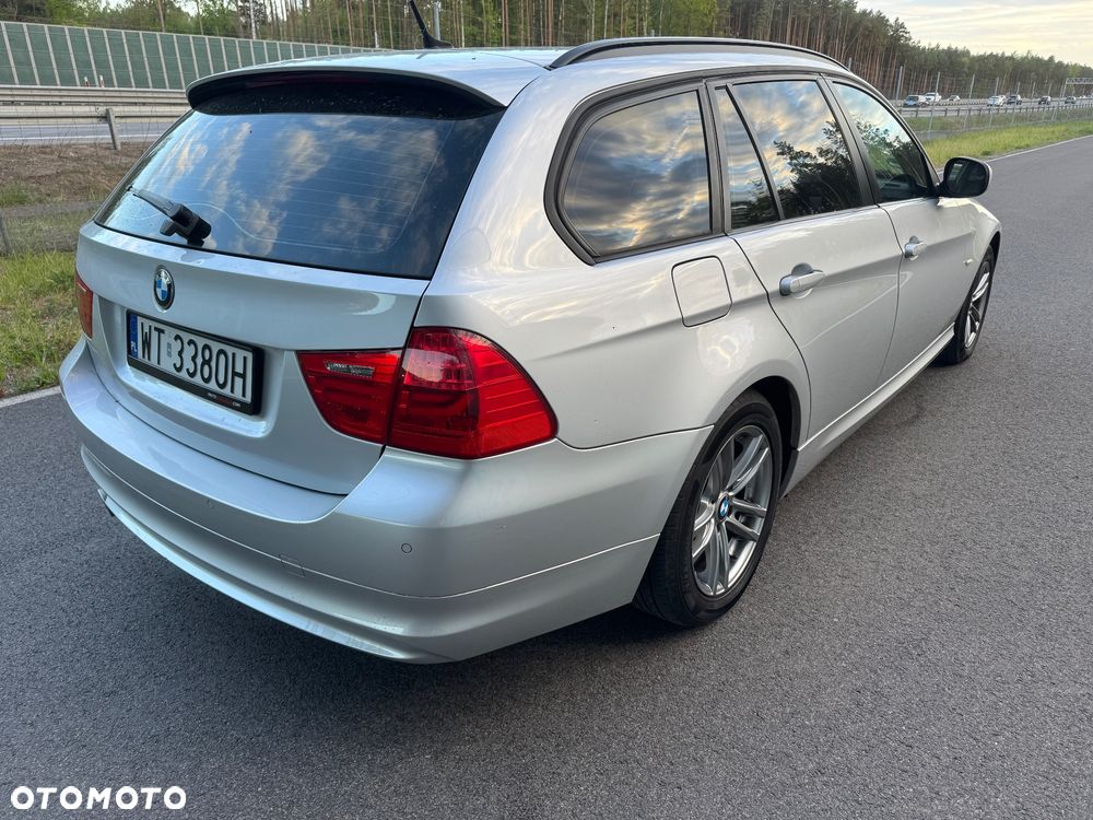 BMW Seria 3 320d DPF Edition Exclusive - 14