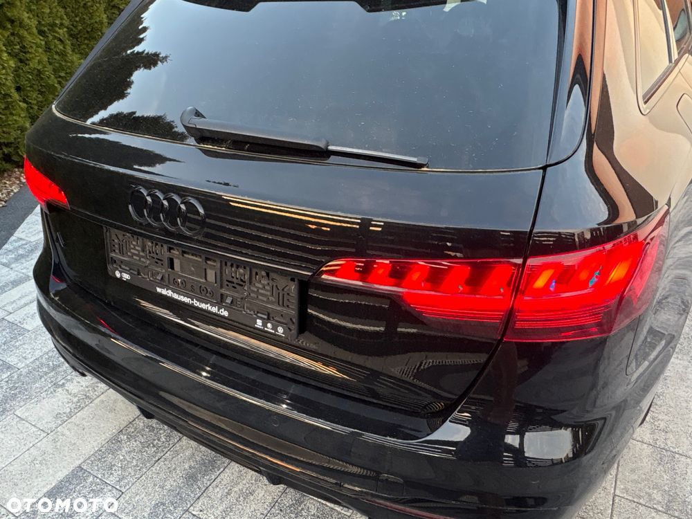 Audi A4 Avant 40 TFSI S tronic S line - 23