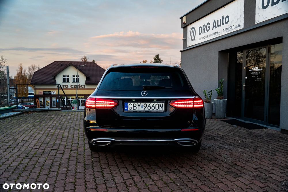 Mercedes-Benz Klasa E 300 AMG/Avantgarde - 8