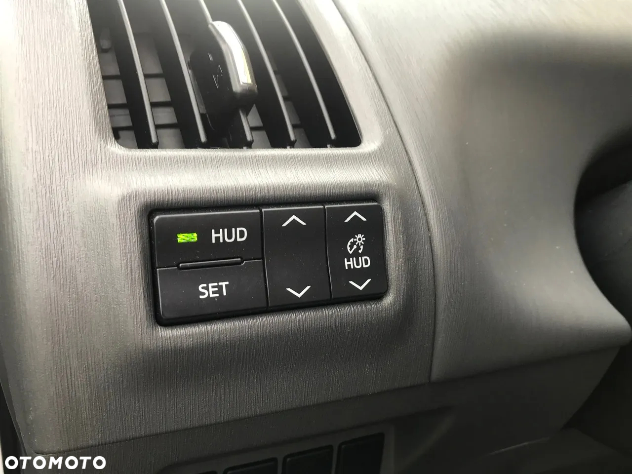 Toyota Prius+ 1.8 HSD Premium - 35