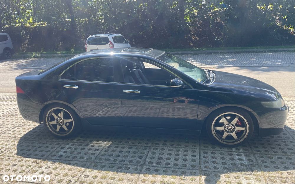 Honda Accord - 2