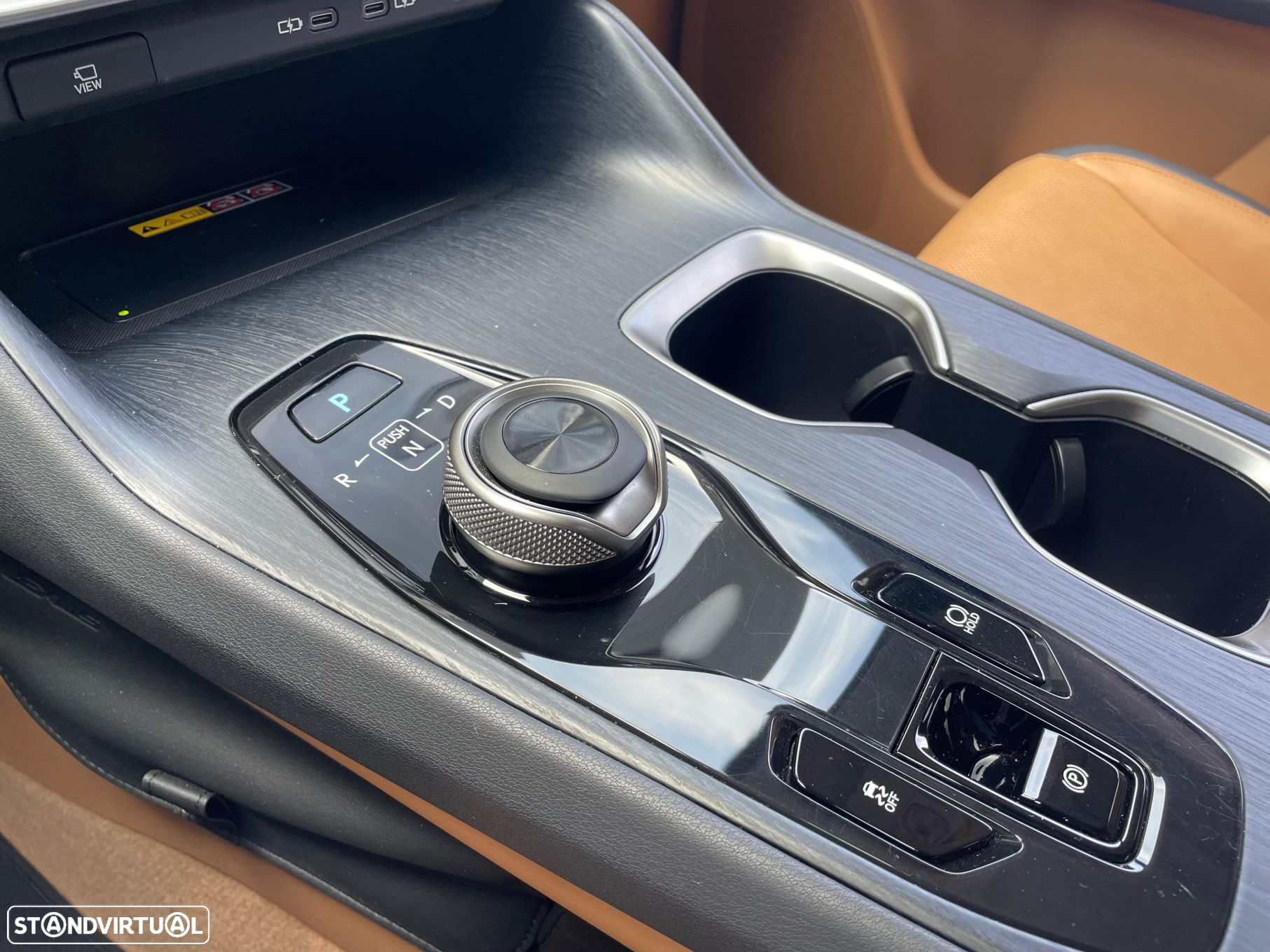 Lexus RZ 450e Executive Plus - 15