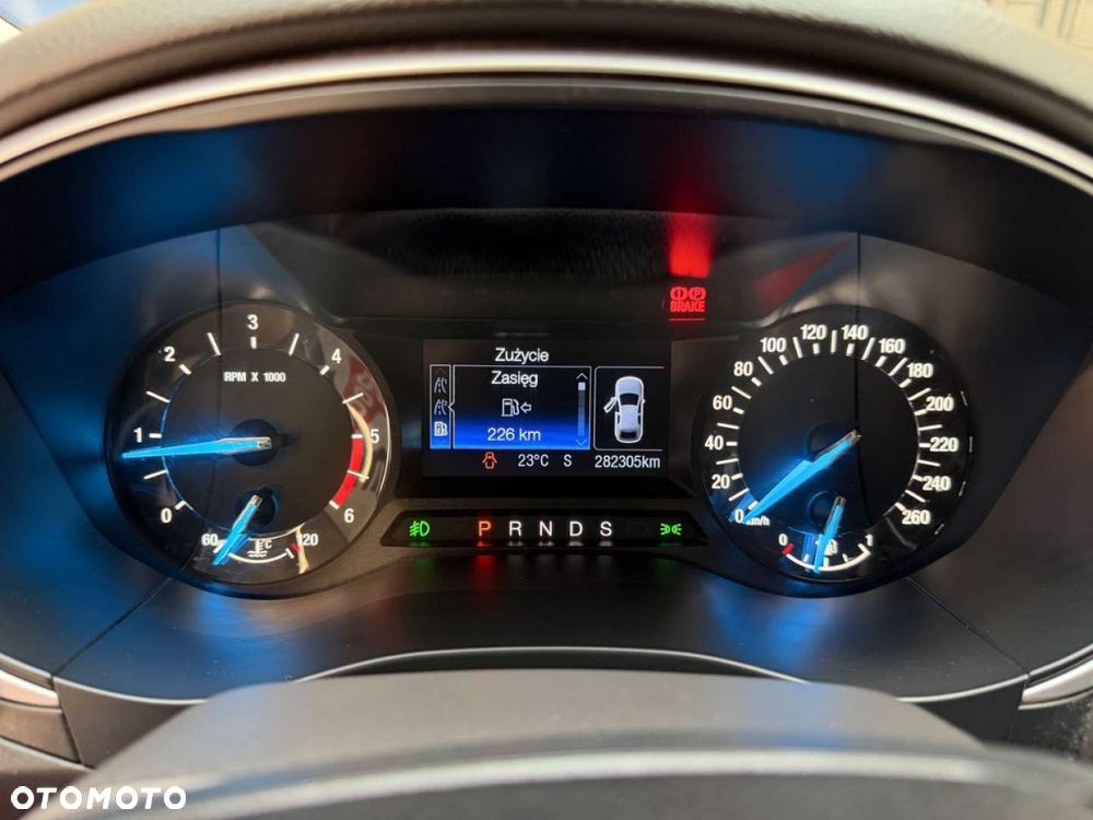 Ford Mondeo - 24