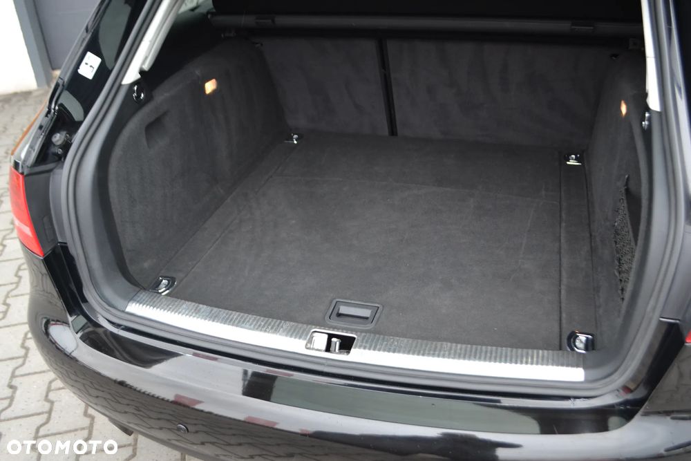 Audi A4 Avant 2.0 TDI DPF quattro - 14