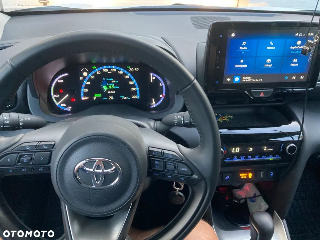 Toyota Yaris Cross Hybrid 1.5 Comfort 4x4 - 9