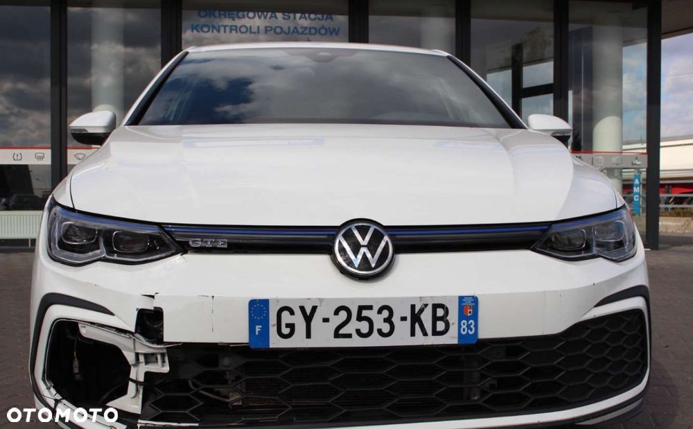 Volkswagen Golf - 4