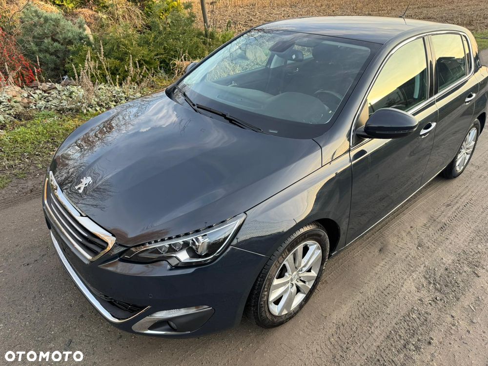 Peugeot 308 - 24