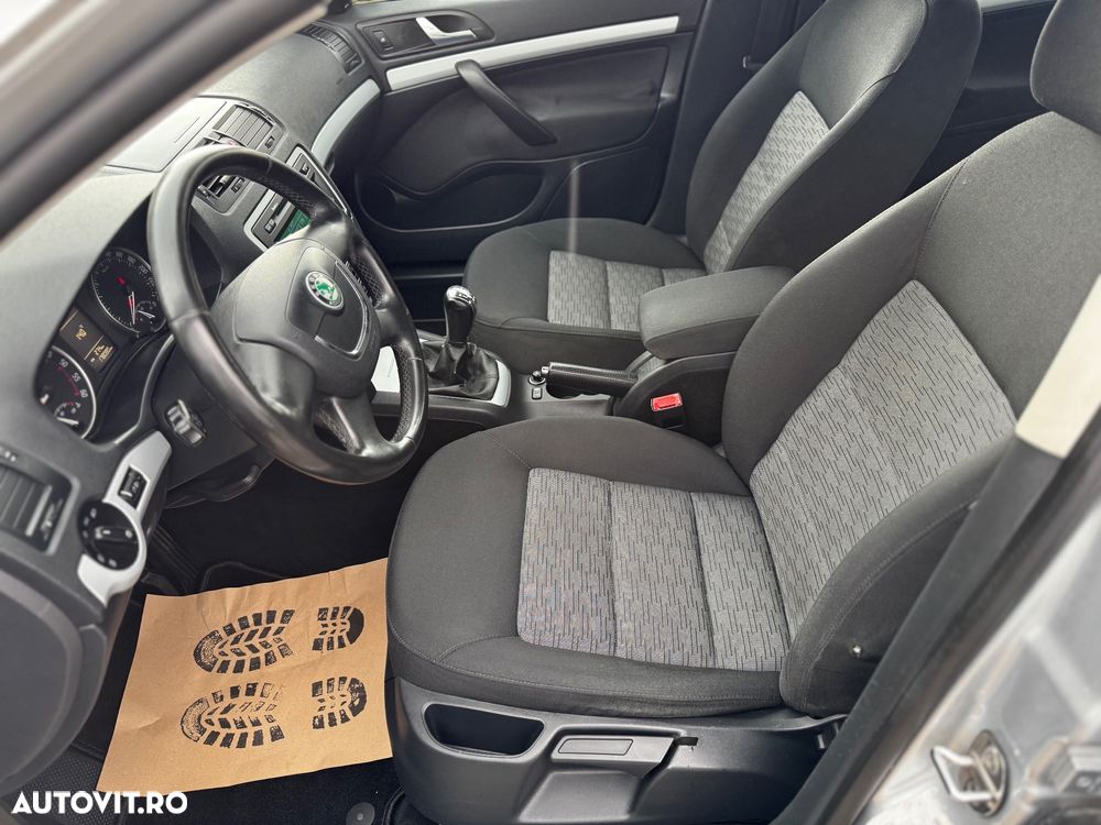 Skoda Octavia 1.6 TDI Ambiente - 9