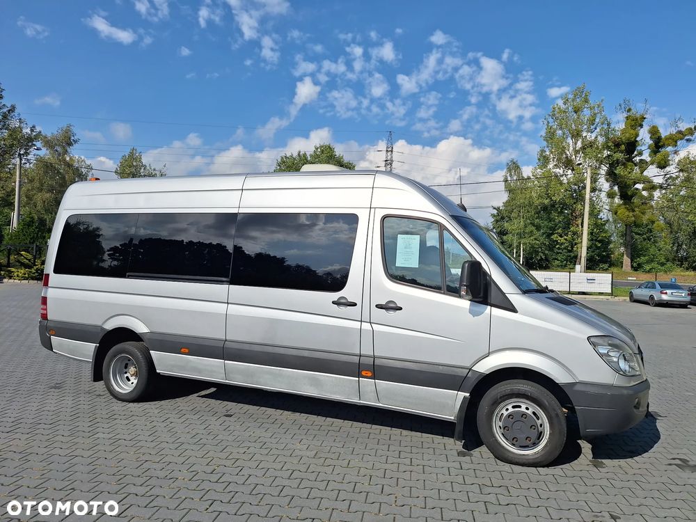 Mercedes-Benz Sprinter - 16