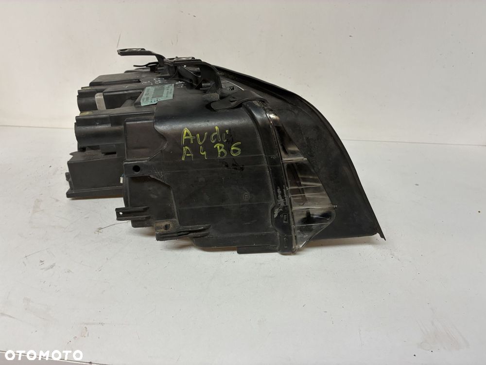 AUDI A4 B6 SOCZEWKA LAMPA PRZÓD PRZEDNIA LEWA  EUROPA 8E0941003F - 8