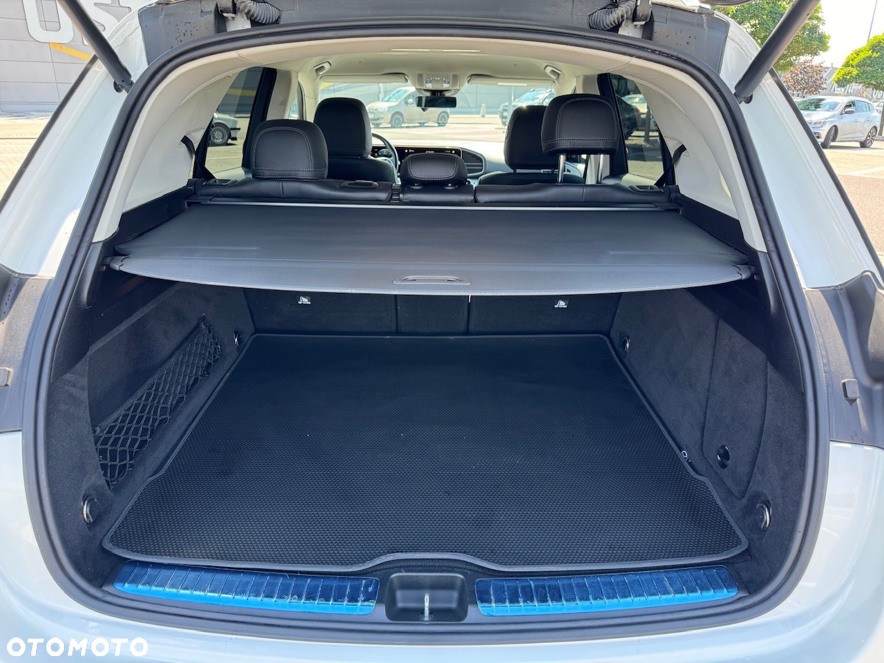 Mercedes-Benz GLE 300 d 4-Matic - 9