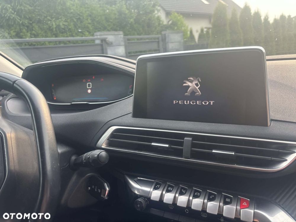 Peugeot 5008 PureTech 130 Allure - 3